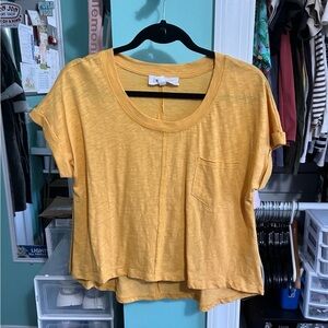 yellow cropped flowy tee